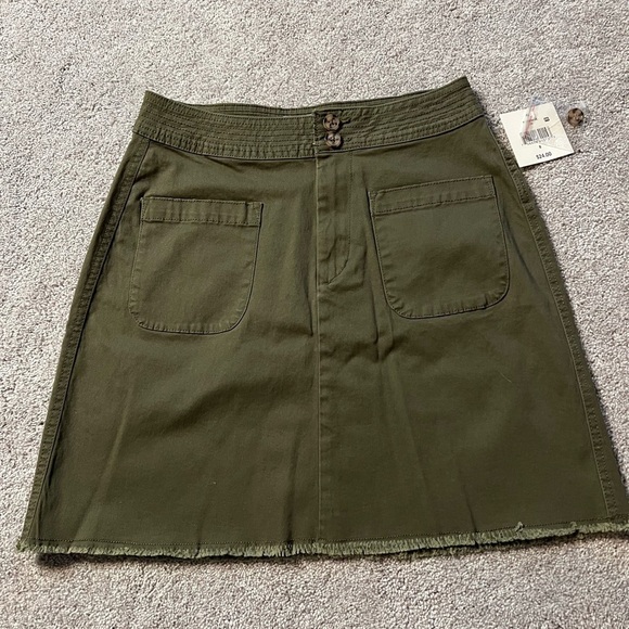 Falls Creek Dresses & Skirts - Olive Green Women's Skirt by Falls Creek size 8 NWT